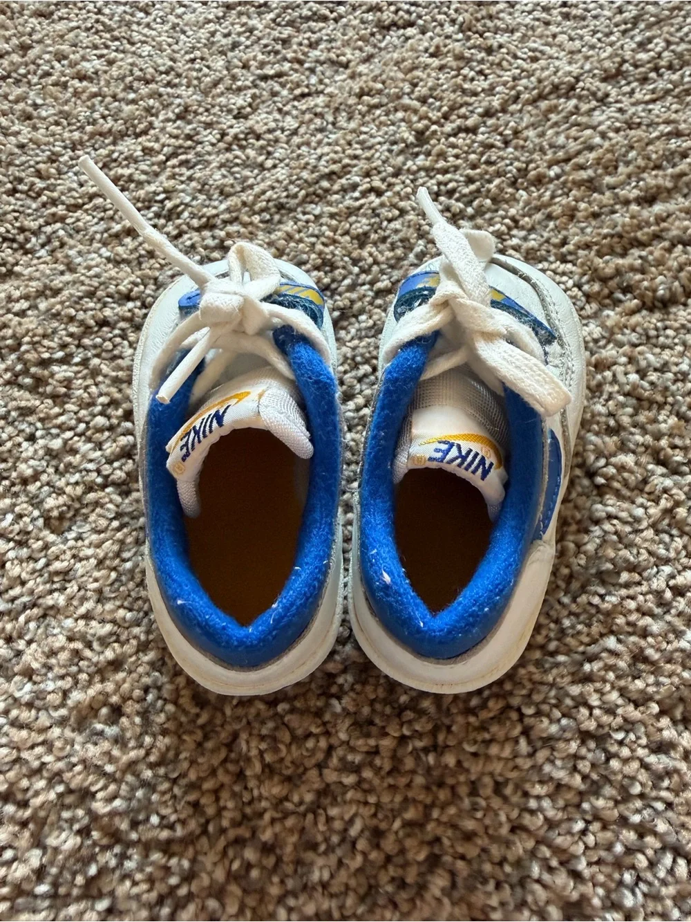 NIKE Vintage Royal Blue & White Sneakers